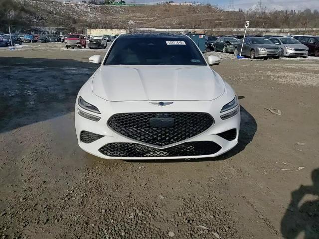 2022 Genesis G70 - Image 13