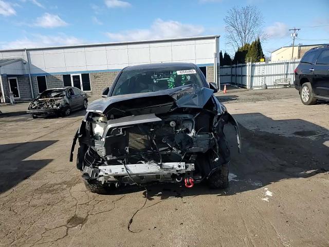 2016 Toyota Tacoma - Image 10