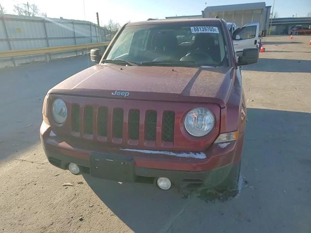 2012 Jeep Liberty (Patriot) - Image 14