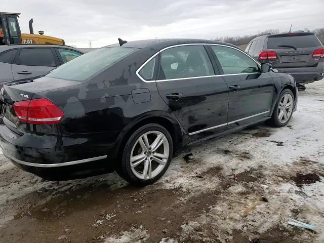 2014 Volkswagen Passat - Image 13