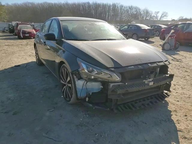 2021 Nissan Altima - Image 11