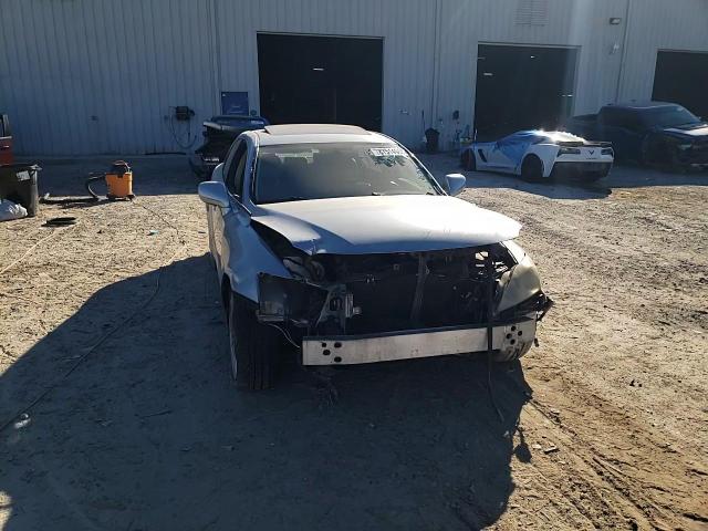 2006 Lexus IS - Image 11