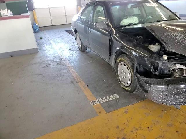 1998 Toyota Camry - Image 10