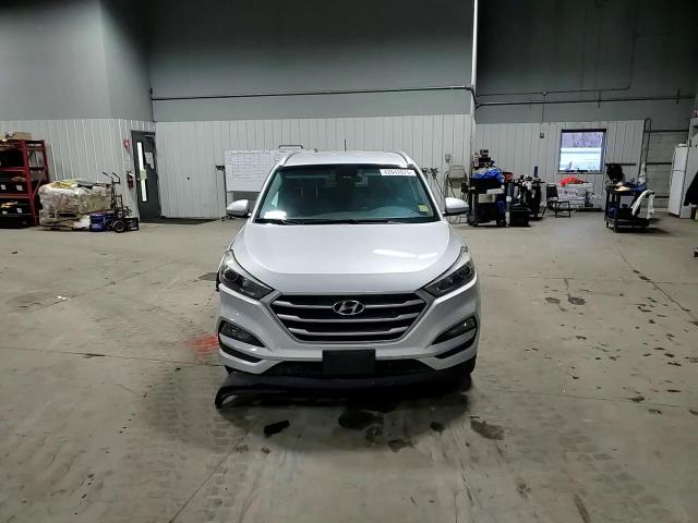 2017 Hyundai Tucson - Image 12