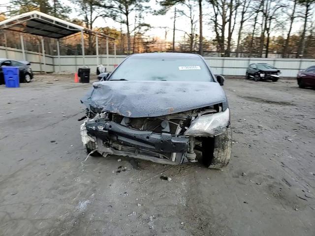 2013 Toyota Camry - Image 13