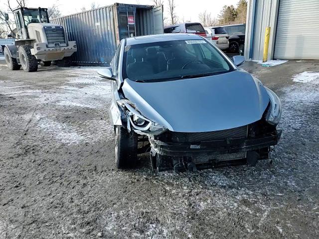2015 Hyundai Elantra - Image 11