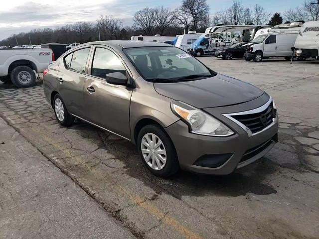 2017 Nissan Versa - Image 13