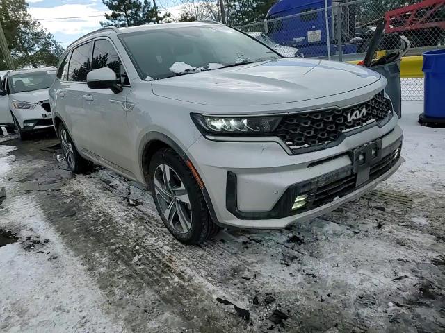 2023 Kia Sorento - Image 12