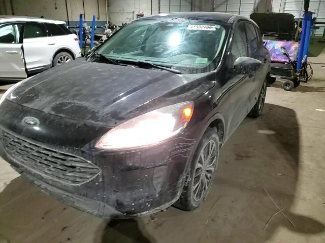 2021 Ford Escape - Image 11