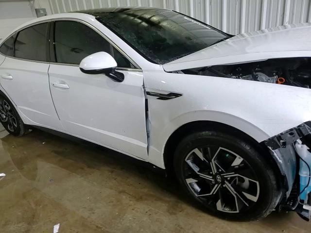 2024 Hyundai Sonata - Image 14