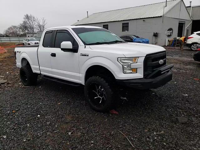 2016 Ford F-150 - Image 13