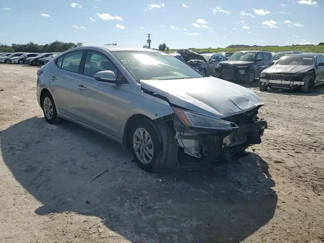 2020 Hyundai Elantra - Image 13