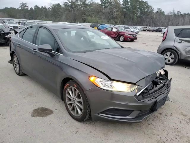2017 Ford Fusion - Image 11
