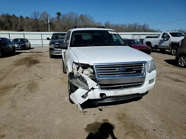 2009 Ford Explorer - Image 11