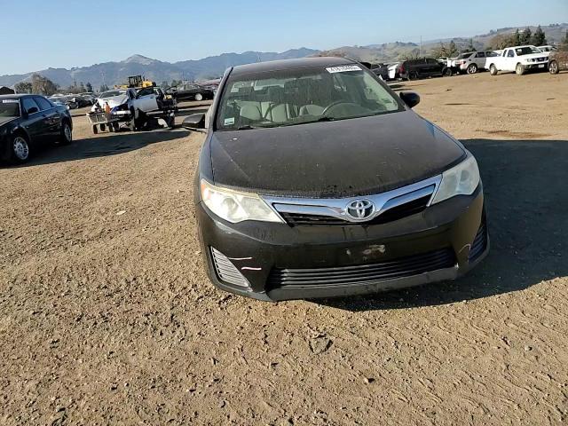 2014 Toyota Camry - Image 10