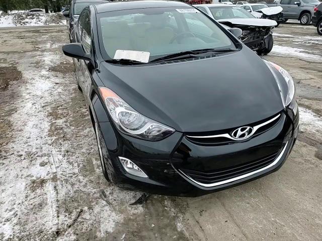 2012 Hyundai Elantra - Image 10