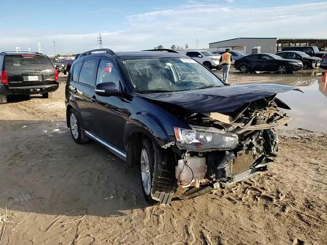 2012 Mitsubishi Outlander - Image 11