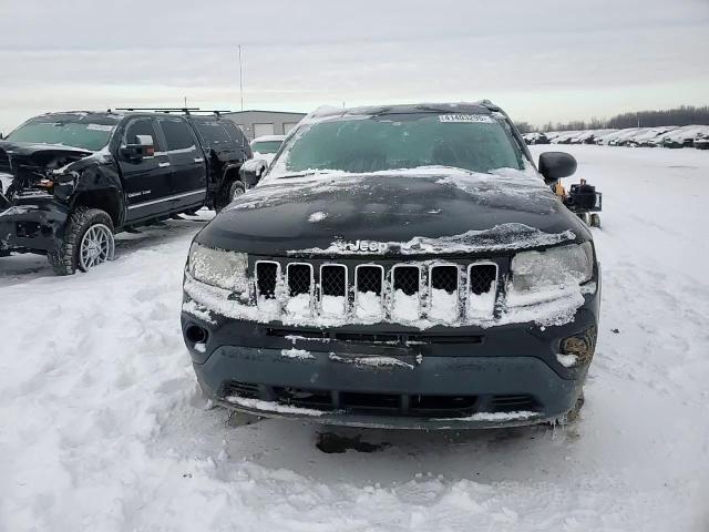 2016 Jeep Compass - Image 13
