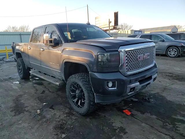 2015 GMC Sierra - Image 10