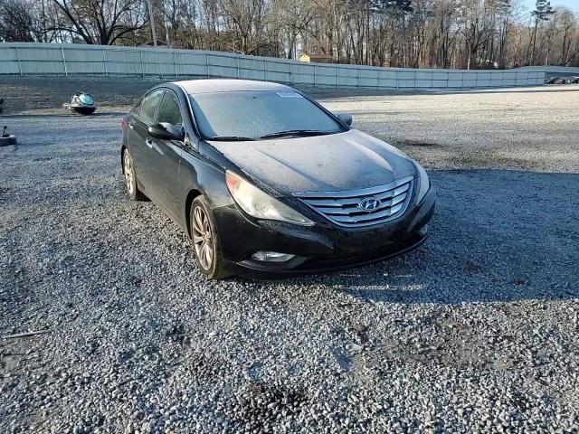 2013 Hyundai Sonata - Image 11