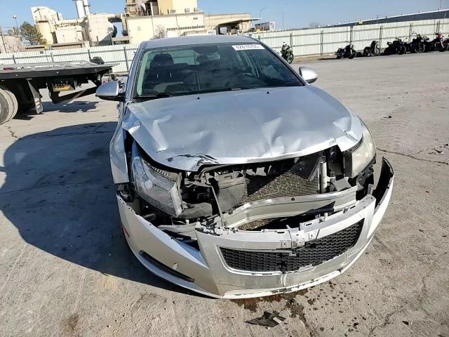 2015 Chevrolet Cruze - Image 11