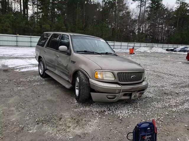 2001 Ford Expedition - Image 11