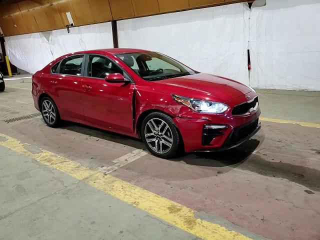 2019 Kia Forte - Image 13