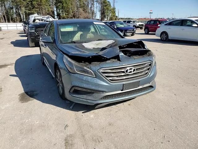 2017 Hyundai Sonata - Image 11