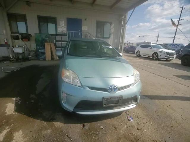 2012 Toyota Prius - Image 11