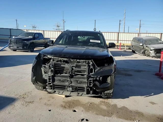 2022 Ford Explorer - Image 15