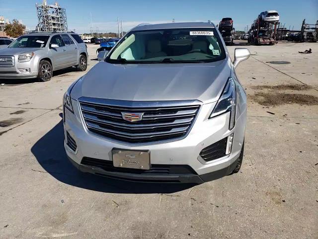 2017 Cadillac XT5 - Image 12