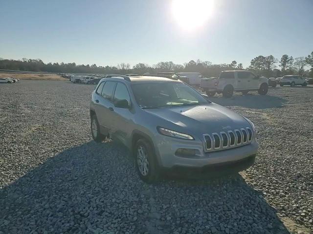 2016 Jeep Grand Cherokee - Image 14
