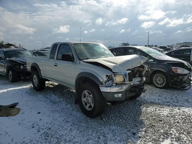 2003 Toyota Tacoma - Image 10