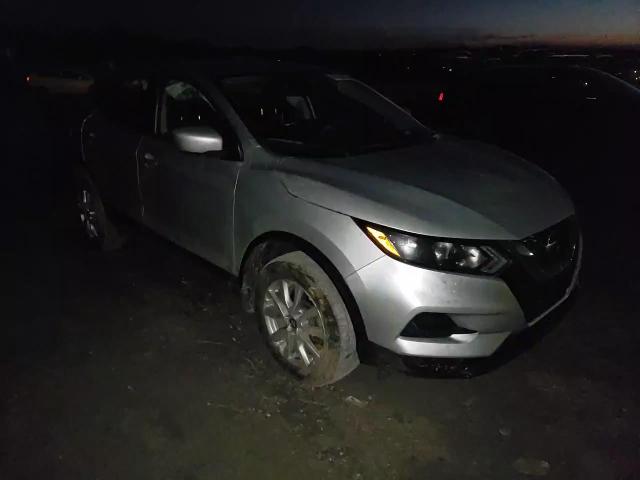 2020 Nissan Rogue - Image 12