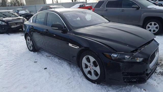 2017 Jaguar XE - Image 11