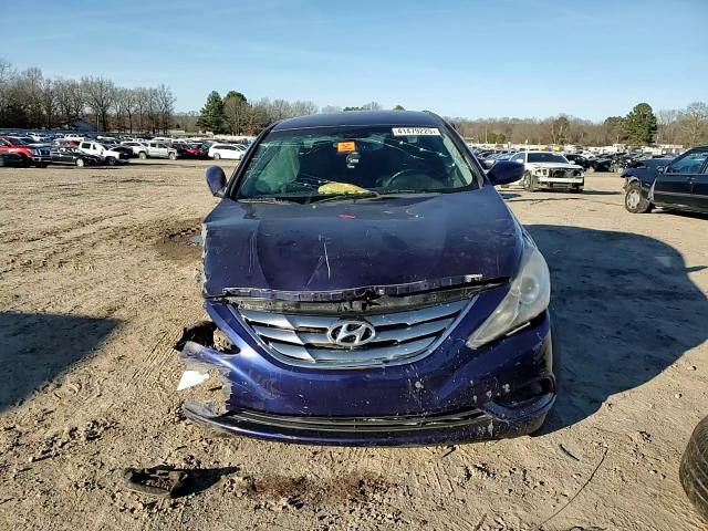2011 Hyundai Sonata - Image 11
