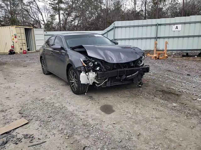 2018 Lexus ES - Image 11