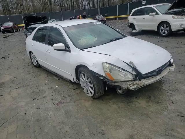 2003 Honda Accord - Image 10