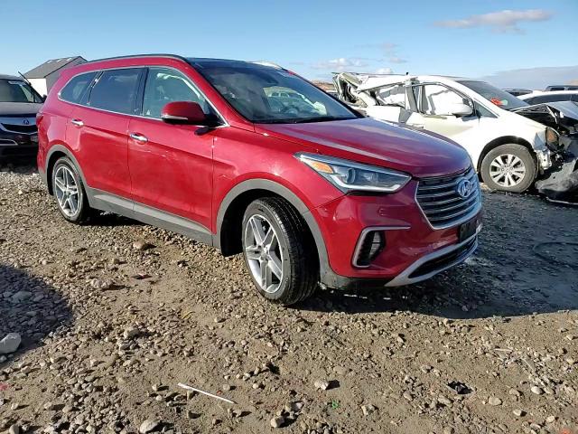 2017 Hyundai Santa Fe - Image 13