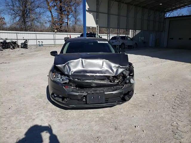 2017 Ford Fusion - Image 11