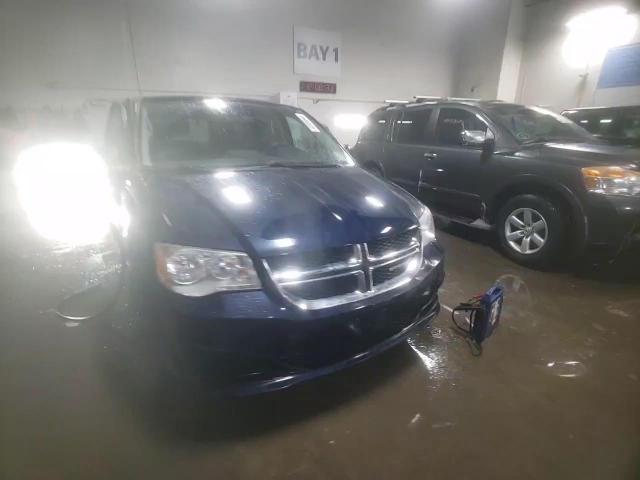 2016 Dodge Caravan - Image 13