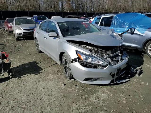 2018 Nissan Altima - Image 11