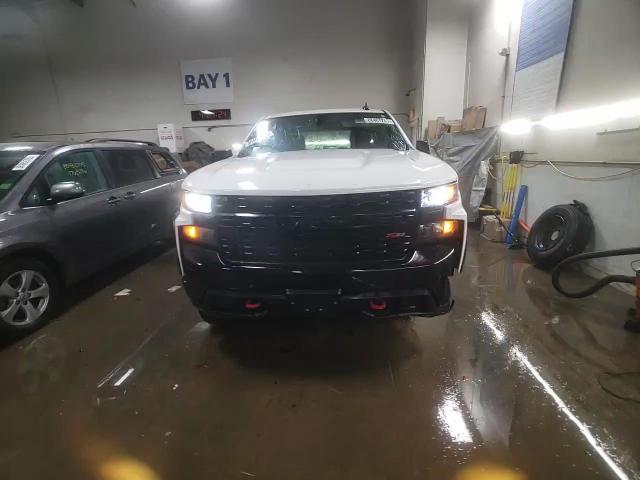 2020 Chevrolet Silverado - Image 14