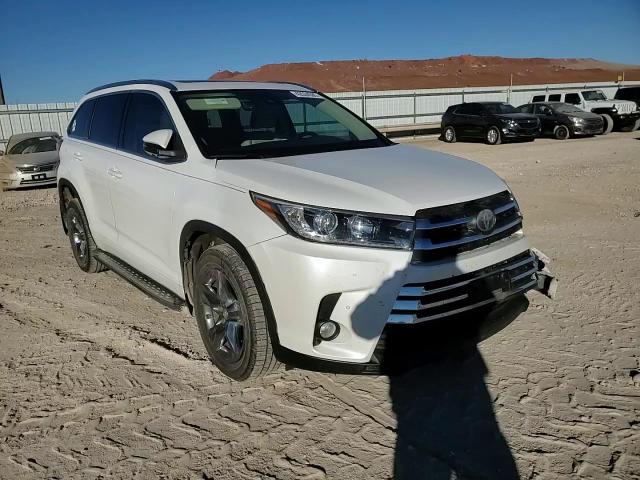 2017 Toyota Highlander - Image 12
