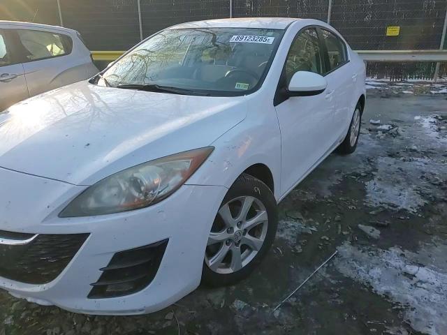 2010 Mazda 3 - Image 11