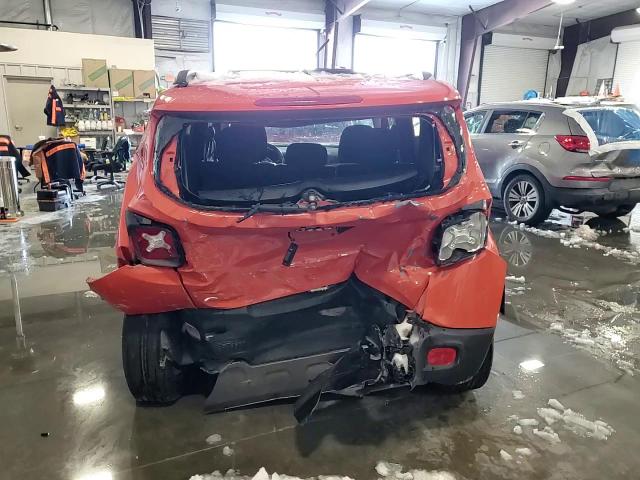 2016 Jeep Renegade - Image 13