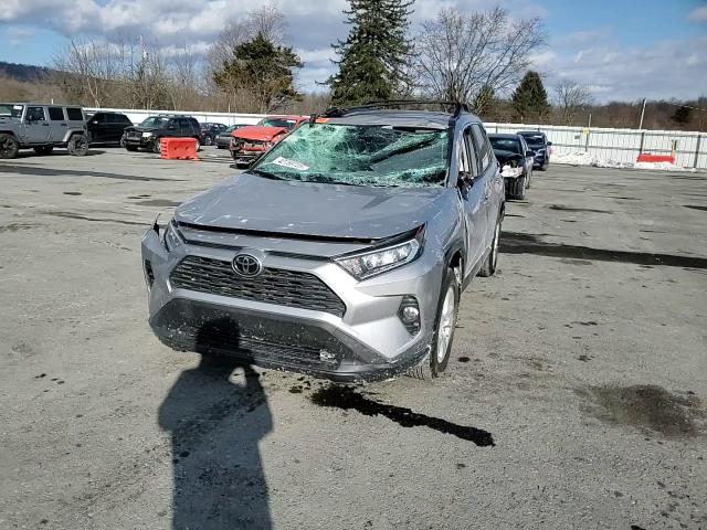 2019 Toyota RAV 4 - Image 11