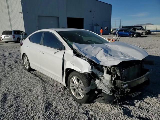 2019 Hyundai Elantra - Image 12