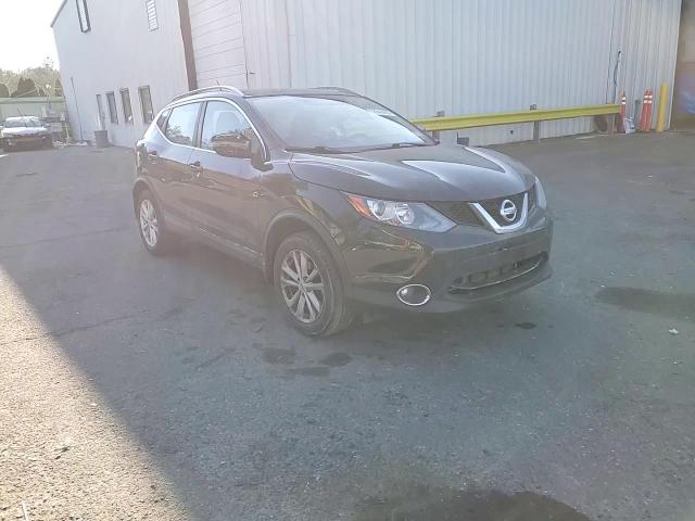 2017 Nissan Rogue - Image 11