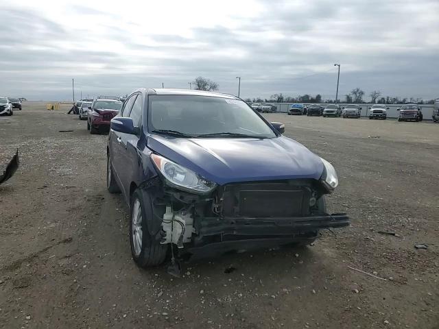 2010 Hyundai Tucson - Image 12